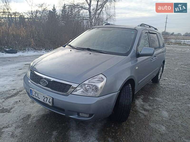 Kia Sedona (2011)