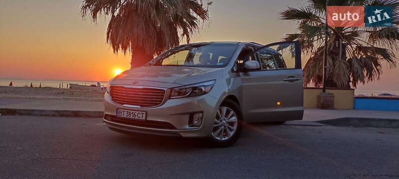 Kia Sedona (2016)