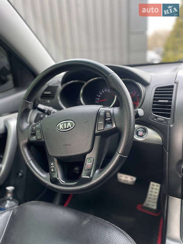 Kia Sorento (2011)