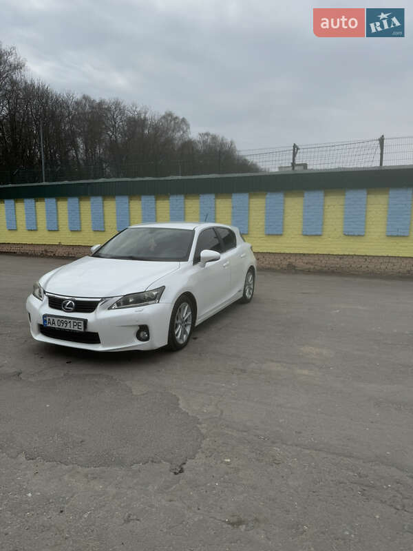Lexus Ct (2011)