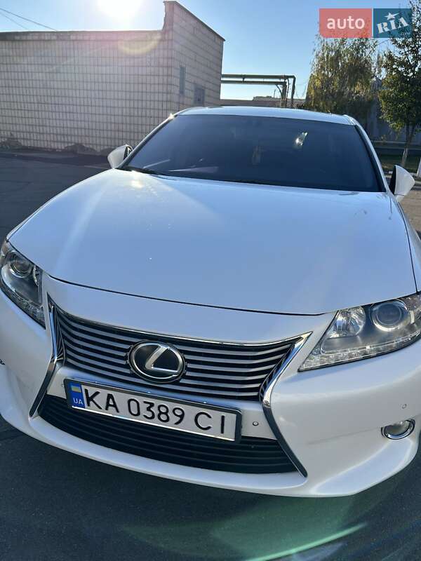 Lexus Es (2012)