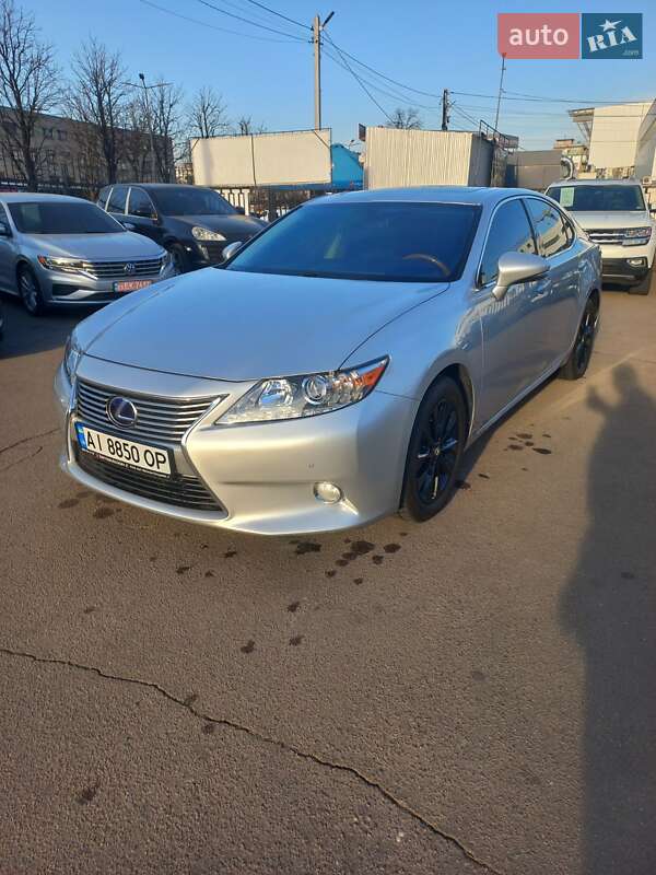 Lexus Es (2013)