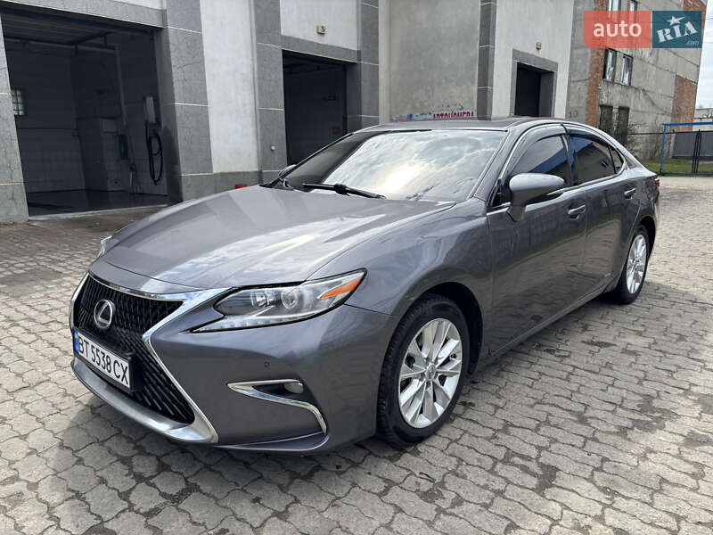 Lexus Es (2013)