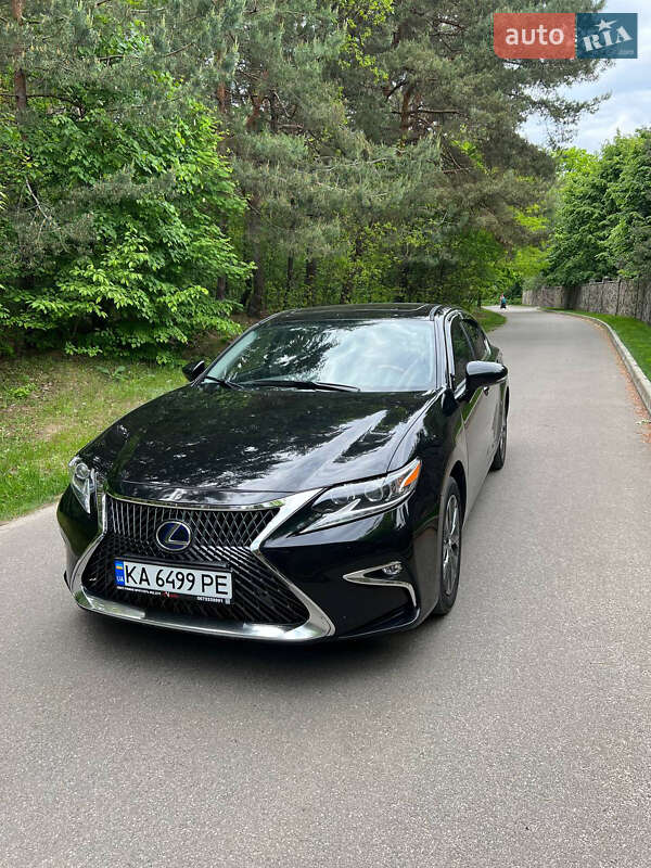 Lexus Es (2013)