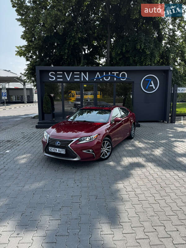 Lexus Es (2016)