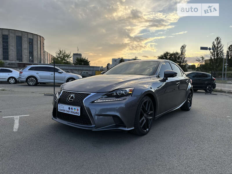 Lexus Is 300 (2015)