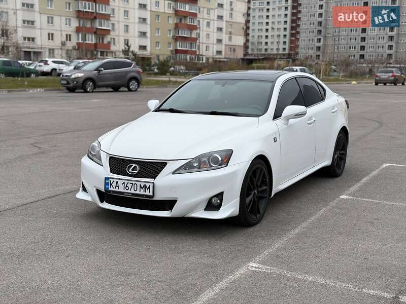 Lexus Is (2011)