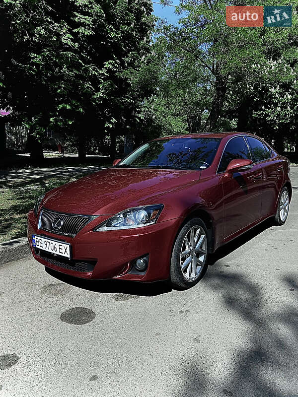 Lexus Is (2013)