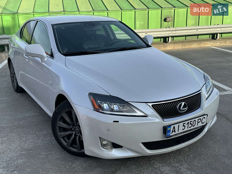 Lexus Is (2008)