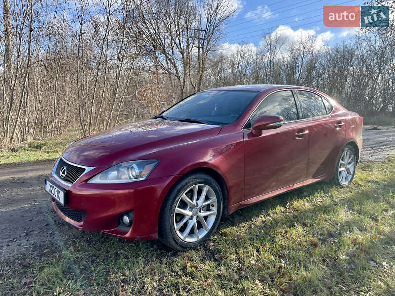 Lexus Is (2013)