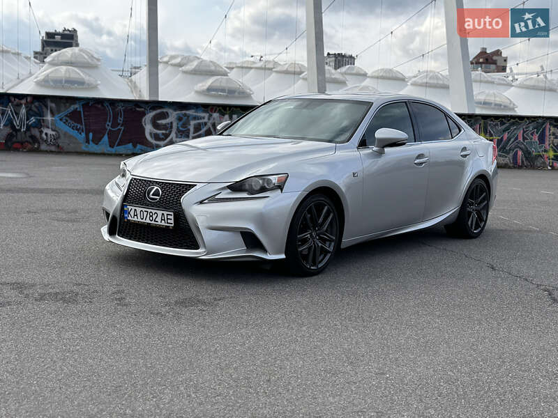 Lexus Is (2014)
