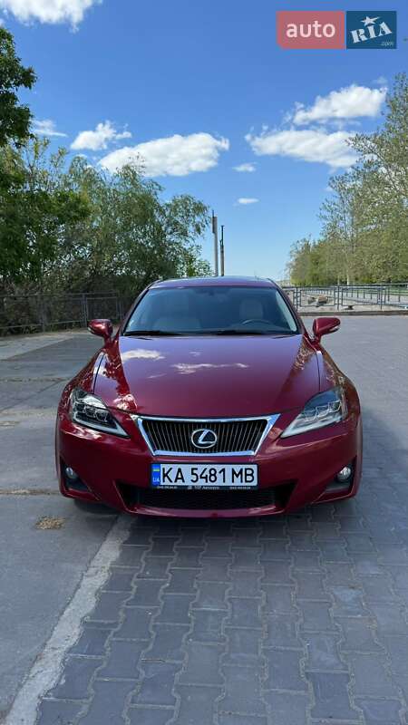 Lexus Is (2011)