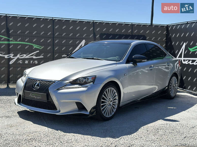 Lexus Is (2015)