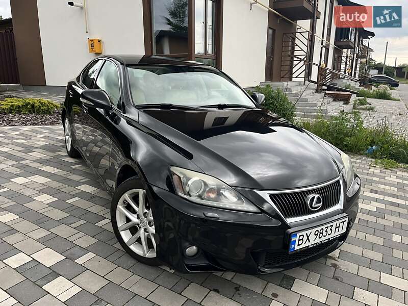 Lexus Is (2011)