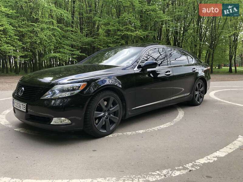 Lexus Ls (2008)