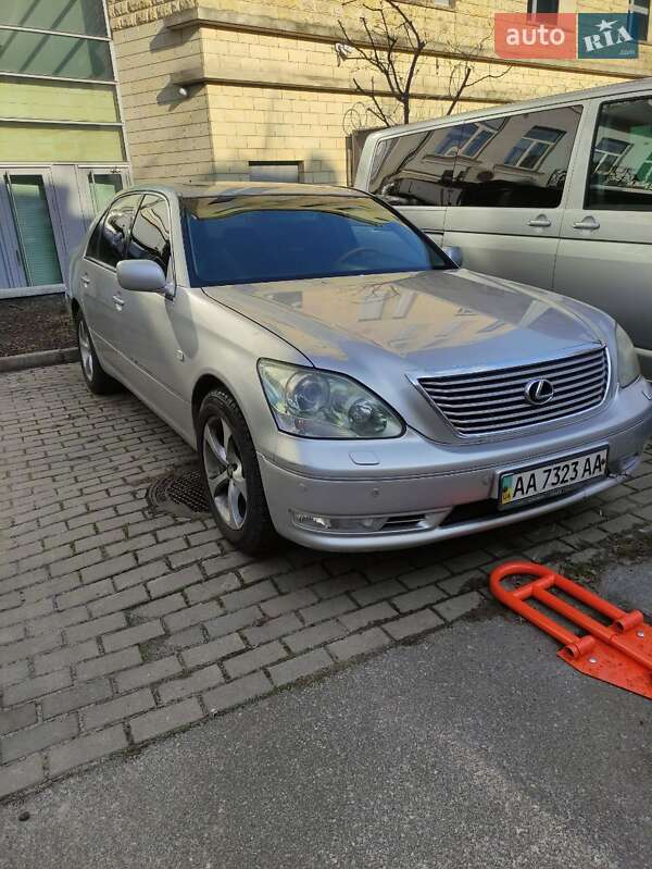 Lexus Ls (2006)