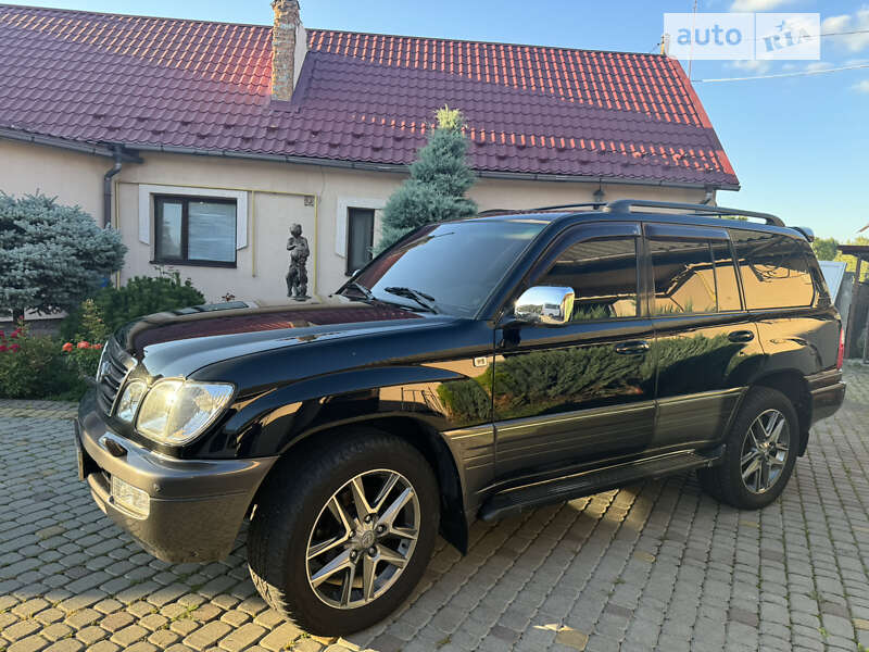 Lexus Lx 470 (2004)
