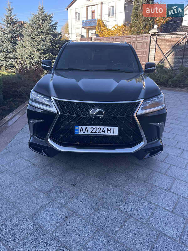 Lexus Lx (2019)
