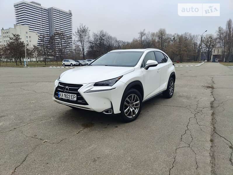 Lexus Nx 200t (2015)