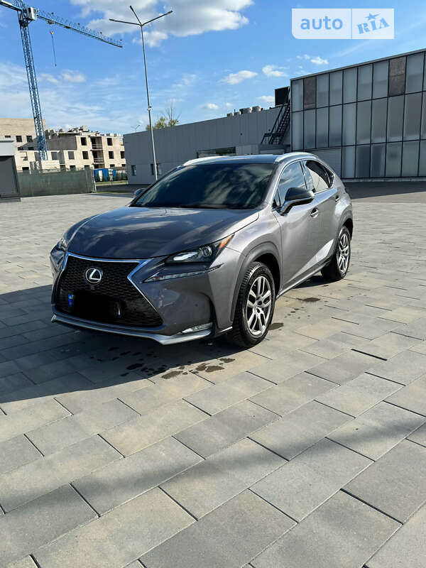 Lexus Nx 200t (2016)