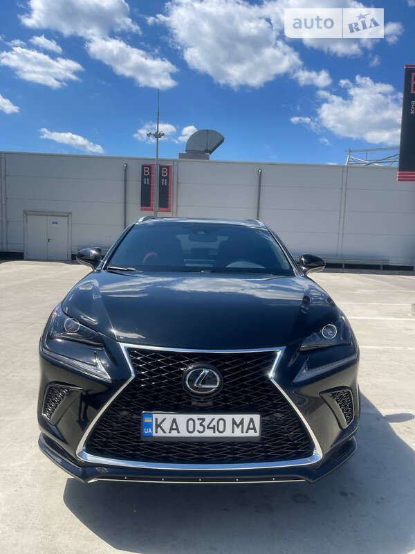 Lexus Nx 300 (2021)