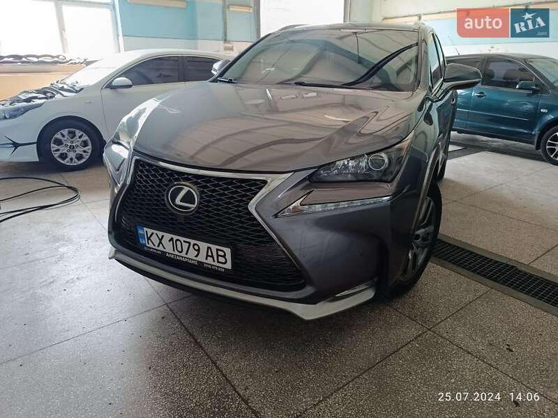 Lexus Nx 200t (2016)