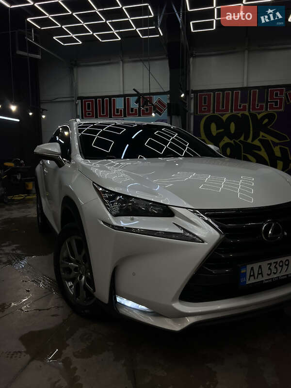 Lexus Nx 200 (2016)