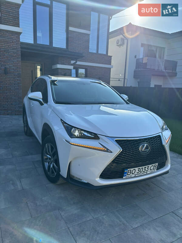Lexus Nx 200t (2016)