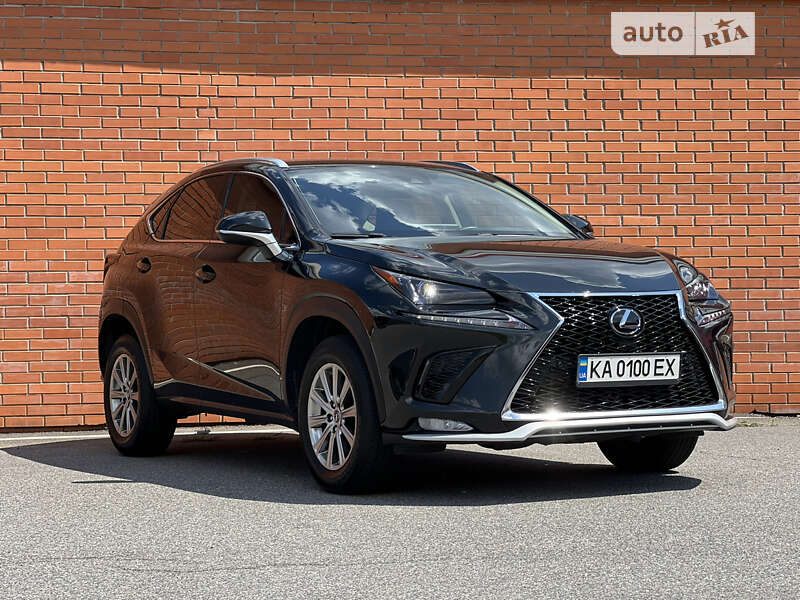 Lexus Nx 300 (2021)