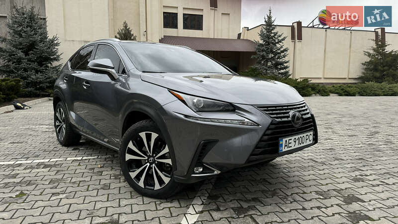 Lexus Nx 300 (2020)