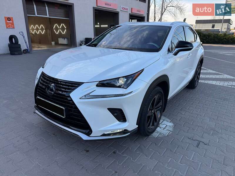 Lexus Nx (2020)