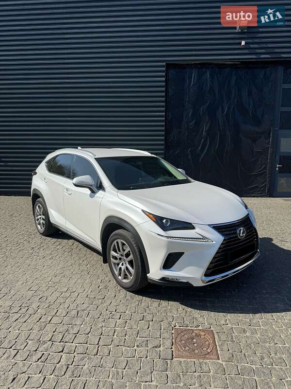Lexus Nx (2019)