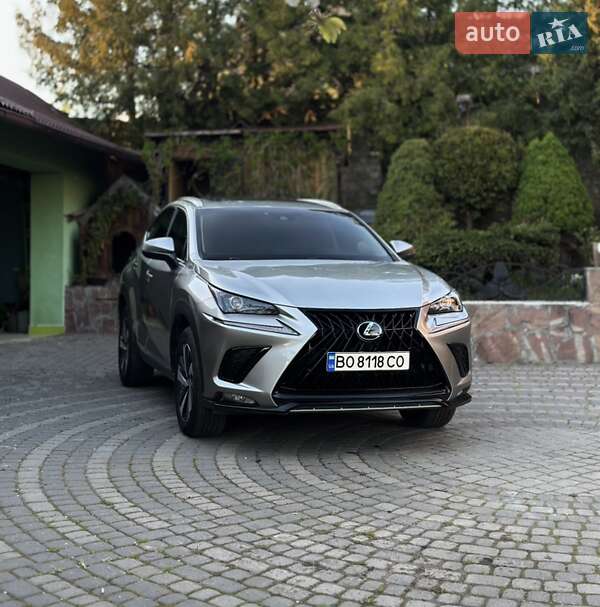 Lexus Nx (2019)