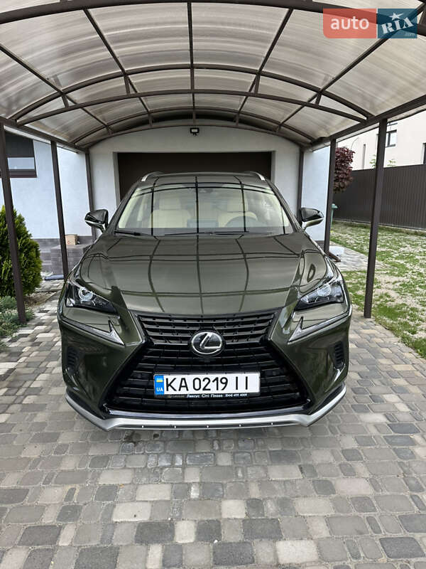 Lexus Nx (2021)