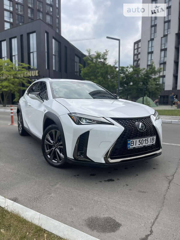 Lexus Ux 200 (2018)