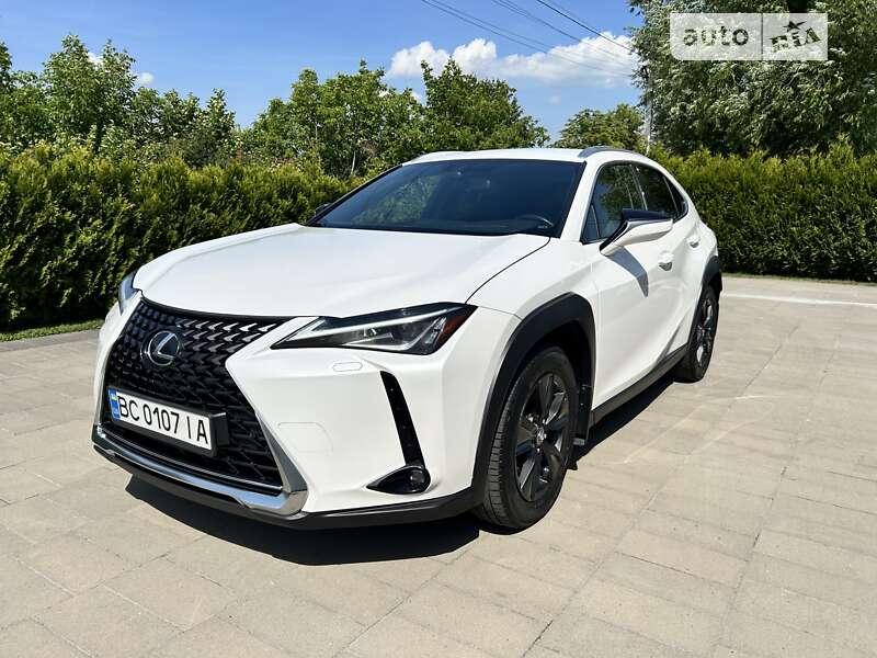 Lexus Ux 200 (2018)