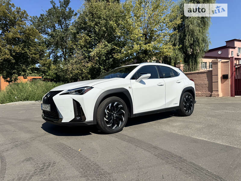 Lexus Ux (2019)