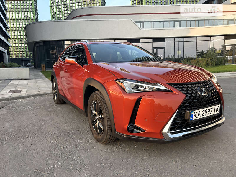 Lexus Ux (2019)