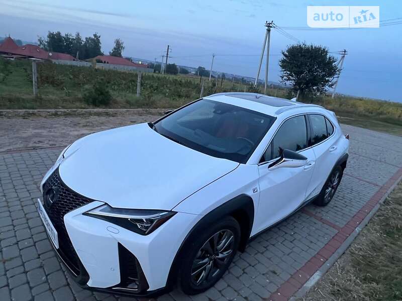 Lexus Ux (2020)
