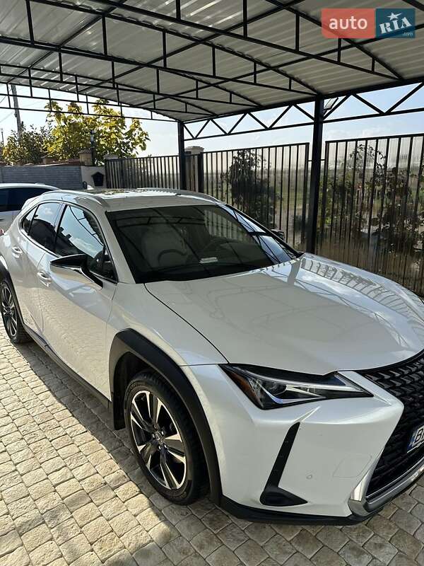 Lexus Ux (2018)