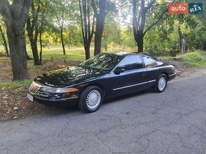 Lincoln Mark viii (1993)