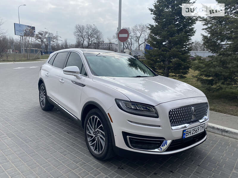 Lincoln Nautilus (2019)