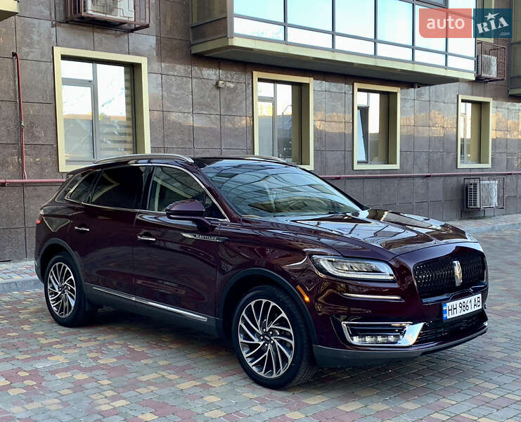 Lincoln Nautilus (2020)