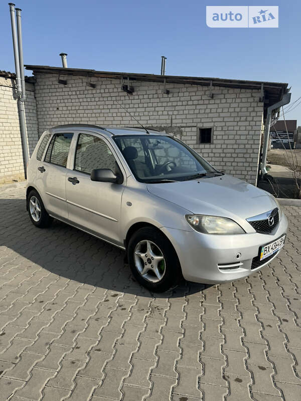 Mazda 2 (2004)
