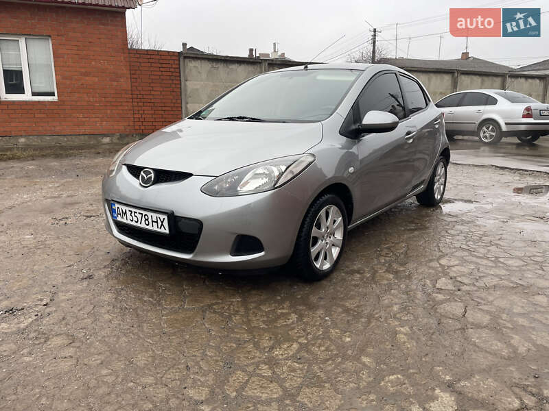 Mazda 2 (2009)