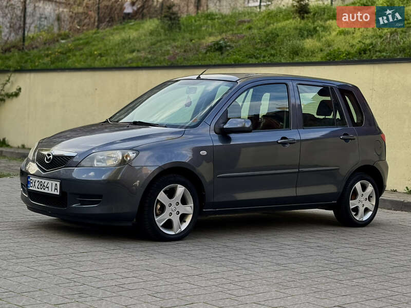 Mazda 2 (2005)