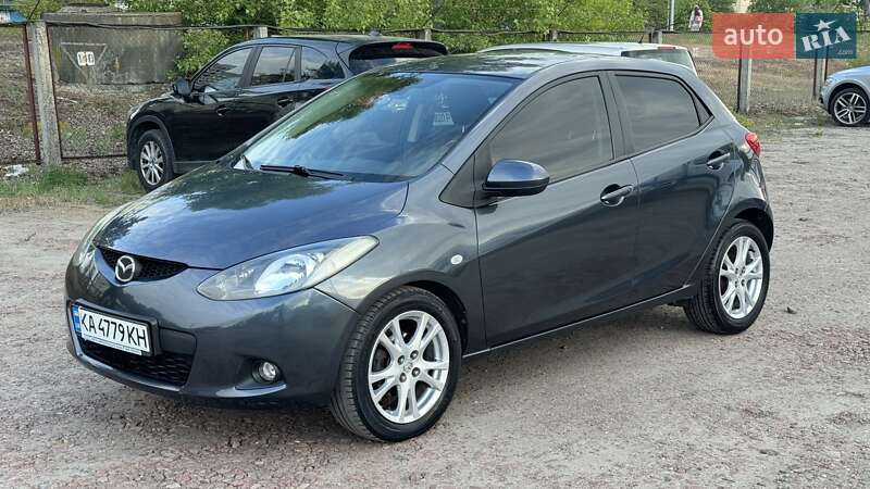 Mazda 2 (2008)