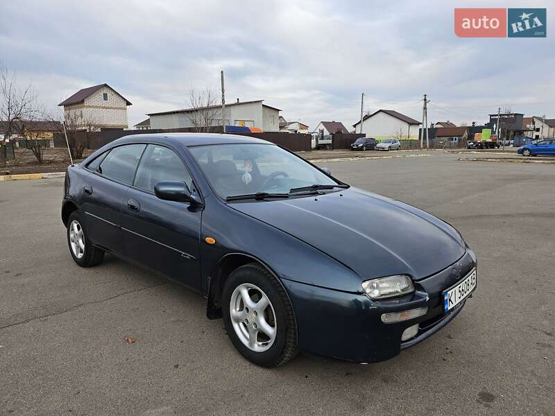 Mazda 323 (1996)