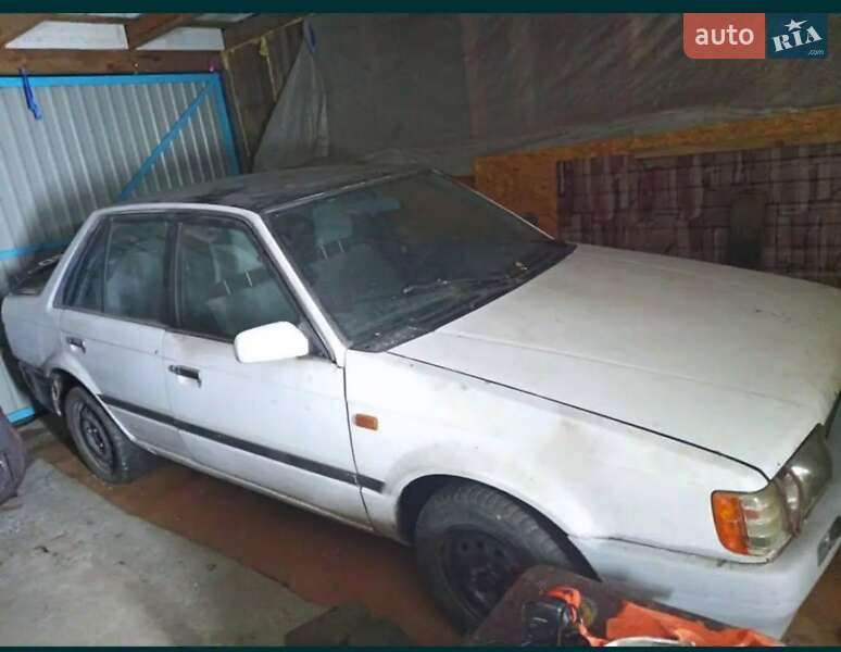 Mazda 323 (1987)