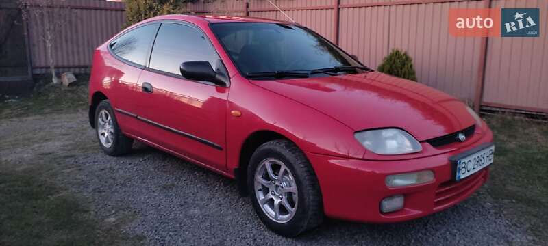 Mazda 323 (1999)